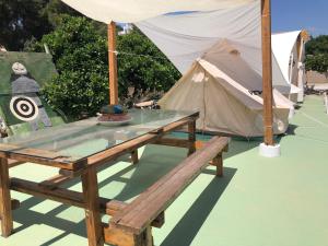 Fotografie z fotogalerie ubytování Camping Tents with Garden Hanging Bed v destinaci Porto Rafti