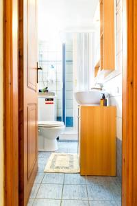 Bilik mandi di Helen's apartment with amazing view +25 gambar
