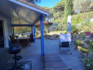 Zahrada ubytování Chalet californien climatisé 6 personnes dans domaine privé avec piscine