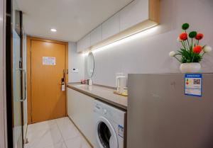 Dapur atau dapur kecil di KeTangJian Aparthotel