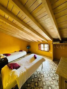 Ένα ή περισσότερα κρεβάτια σε δωμάτιο στο Oceana view private pool & sauna & Netflix room +17 φωτογραφίες