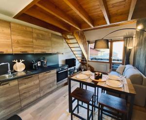 Kuchyň nebo kuchyňský kout v ubytování Appartement Laline