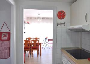 A kitchen or kitchenette at RNET - RHC 3603 Roses Holiday Center