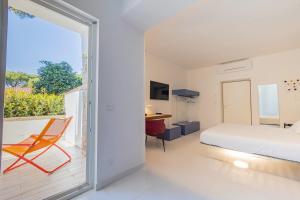 Postel nebo postele na pokoji v ubytování Aquamaris Design Suite & Spa