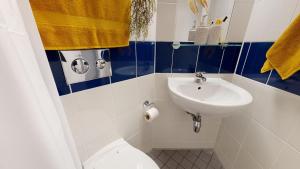 Bany a Student Only Private Ensuite Room at Will Wyatt Court