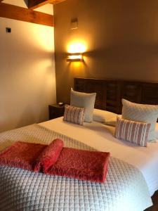 Cama o camas de una habitación en Hotel-Apartamento Rural Atxurra
