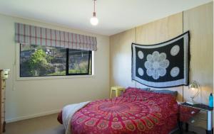 Кровать или кровати в номере Amz Lake View Queenstown