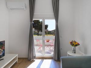 Posedenie v ubytovaní Beautiful Athenian apartment with terrace