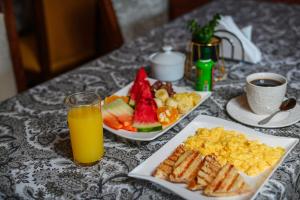 Makanan di atau berdekatan hotel