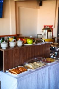 Makanan di atau berdekatan hotel