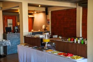 Makanan di atau berdekatan hotel