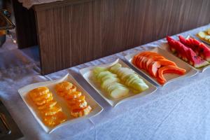 Makanan di atau berdekatan hotel