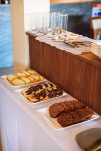 Makanan di atau berdekatan hotel