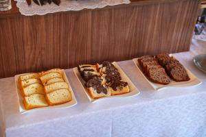 Makanan di atau berdekatan hotel
