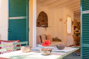 Zdjęcie z galerii obiektu Enjoy - Oasis con piscina y a metros del mar w mieście Son Xoriguer