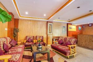 Posezení v ubytování FabHotel Roshan Residency - Nr Kurinji Andavar Temple