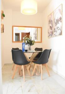 Posedenie v ubytovaní Precioso apartamento en el centro de Málaga