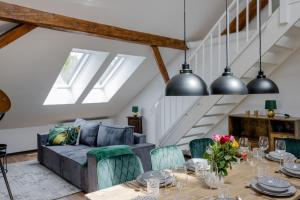 Posezení v ubytování UNiQE I 115qm I 3 Schlafzimmer I Nähe Messe