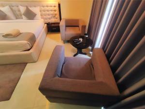 Posezení v ubytování HOTEL PAPILIO