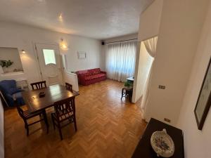 A seating area at Casa Cornaro - Agenzia Cocal
