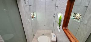 Ένα μπάνιο στο Studio cerca a estacion metro poblado +14 φωτογραφίες