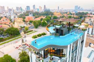 Bazén v ubytování Chaiya Palace Hotel nebo v jeho okolí