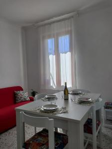 Χώρος καθιστικού στο La casa in collina