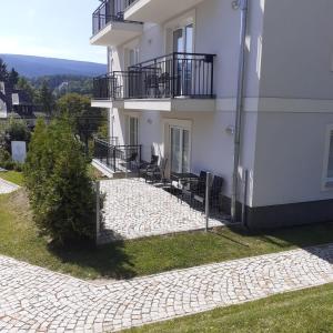 Budynek, w którym mieści się apartament