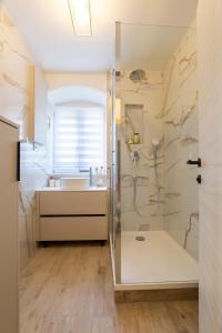 Koupelna v ubytování Luxury Lifestyle Rooms