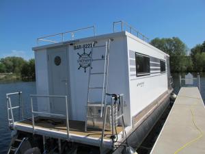 Φωτογραφία από το άλμπουμ του Hausboot HANNA by fewo-plan HENN100 σε Hennigsdorf