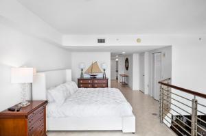 迈阿密Brickell Breezeway - Oceanview Bi-level Loft的相册照片