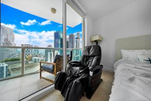 迈阿密Brickell Breezeway - Oceanview Bi-level Loft的相册照片