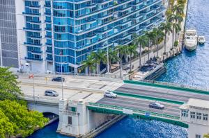 迈阿密Brickell Breezeway - Oceanview Bi-level Loft的相册照片