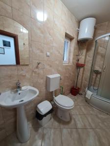 Fotografie z fotogalerie ubytování Apartmani Matković v destinaci Sutomore + 93 fotografií