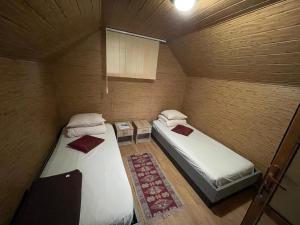 Φωτογραφία από το άλμπουμ του Camping Dragoske σε Ciofrîngeni +16 φωτογραφίες