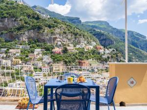 Afbeelding uit fotogalerij van Casa Bijou - De Vivo Realty Positano in Positano