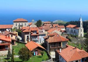 Afbeelding uit fotogalerij van Vivienda Vacacional El Ventanuco in Buelna