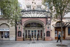 Zdjęcie z galerii obiektu Jet Setter LUXURY apartment behind Opera house at the famous Andrassy avenue w Budapeszcie