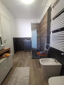 Kúpeľňa v ubytovaní Urban Home