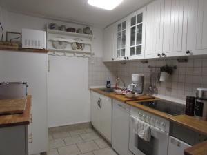 Kuchyň nebo kuchyňský kout v ubytování Eifel Quartier Ferienhaus