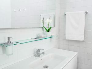 Ένα μπάνιο στο Mirador de Palm-Mar, outdoor jacuzzi and magical views of the ocean +20 φωτογραφίες