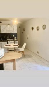 Kuchyň nebo kuchyňský kout v ubytování Apartamento Aristides Villanueva