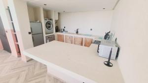 Kuhinja ili čajna kuhinja u objektu Appartement vue sur mer