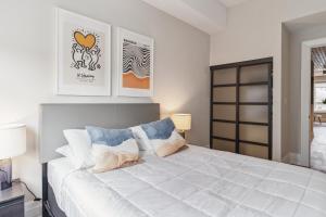 Imagen de la galería de The Queen's Griffen, en Toronto 40 fotos más