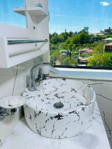 Imagen de la galería de Tskhumi Apartment, en Kutaisi