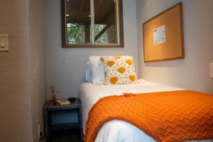 The Mighty Pines Retreat + Large Patio + BBQ+View!客房内的一张或多张床位