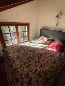 Posteľ alebo postele v izbe v ubytovaní Acogedora casa con vista al lago complejo turístico + 105 fotografií