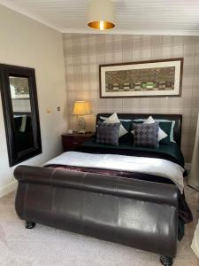 Gallery image of Riverbank Lodge in Dollar +20 photos