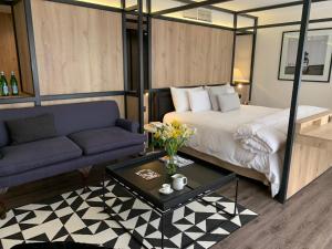 Postel nebo postele na pokoji v ubytování BTH Hotel Lima Golf