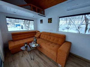 A seating area at Anciasglamp
